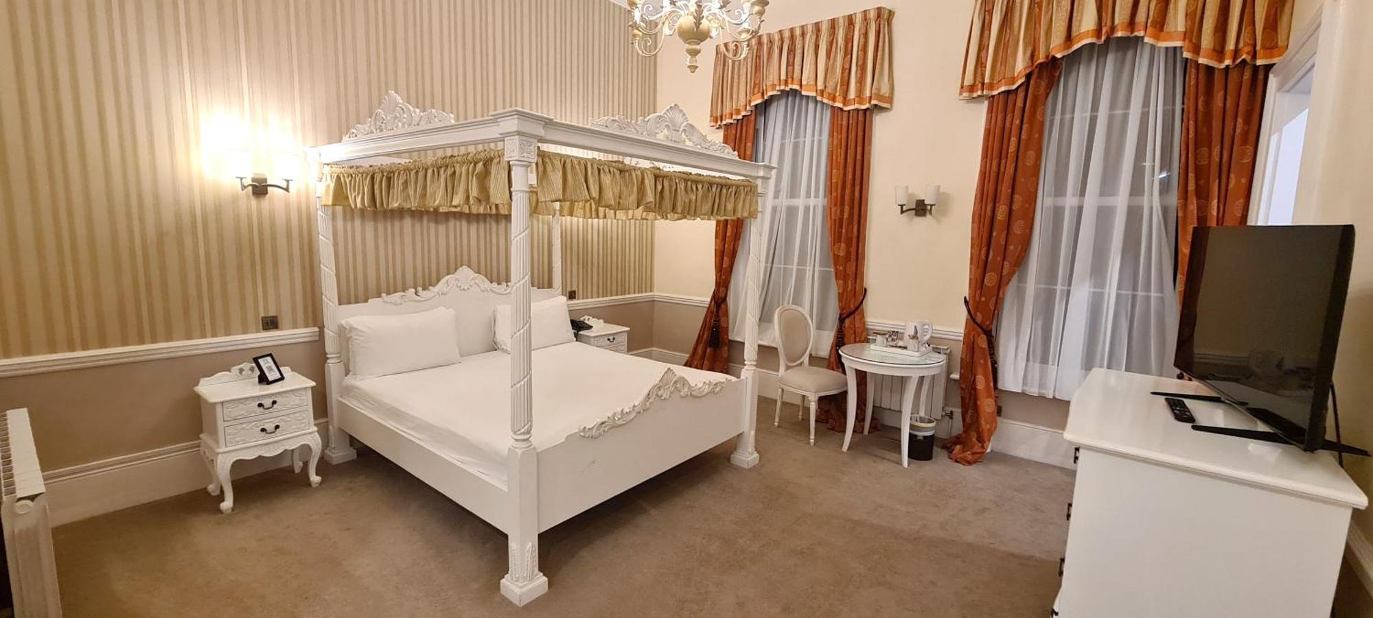 Manor Of Groves Hotel, Golf & Health Club Sawbridgeworth Ngoại thất bức ảnh