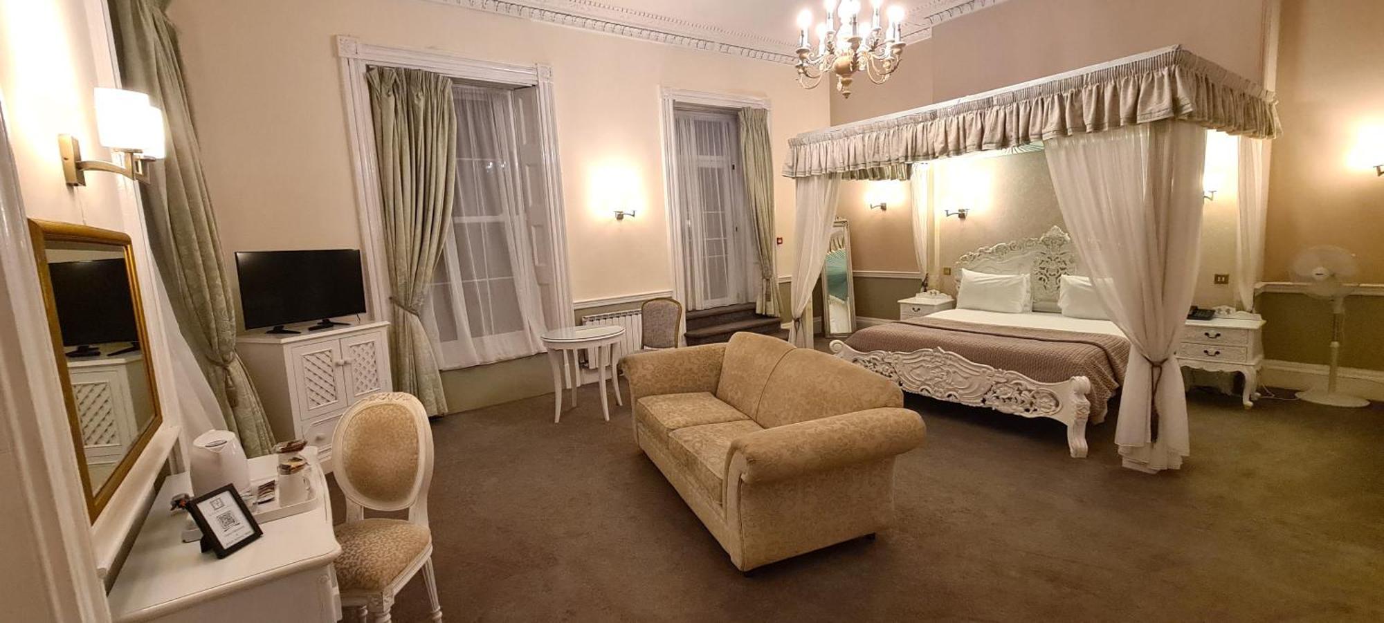 Manor Of Groves Hotel, Golf & Health Club Sawbridgeworth Ngoại thất bức ảnh