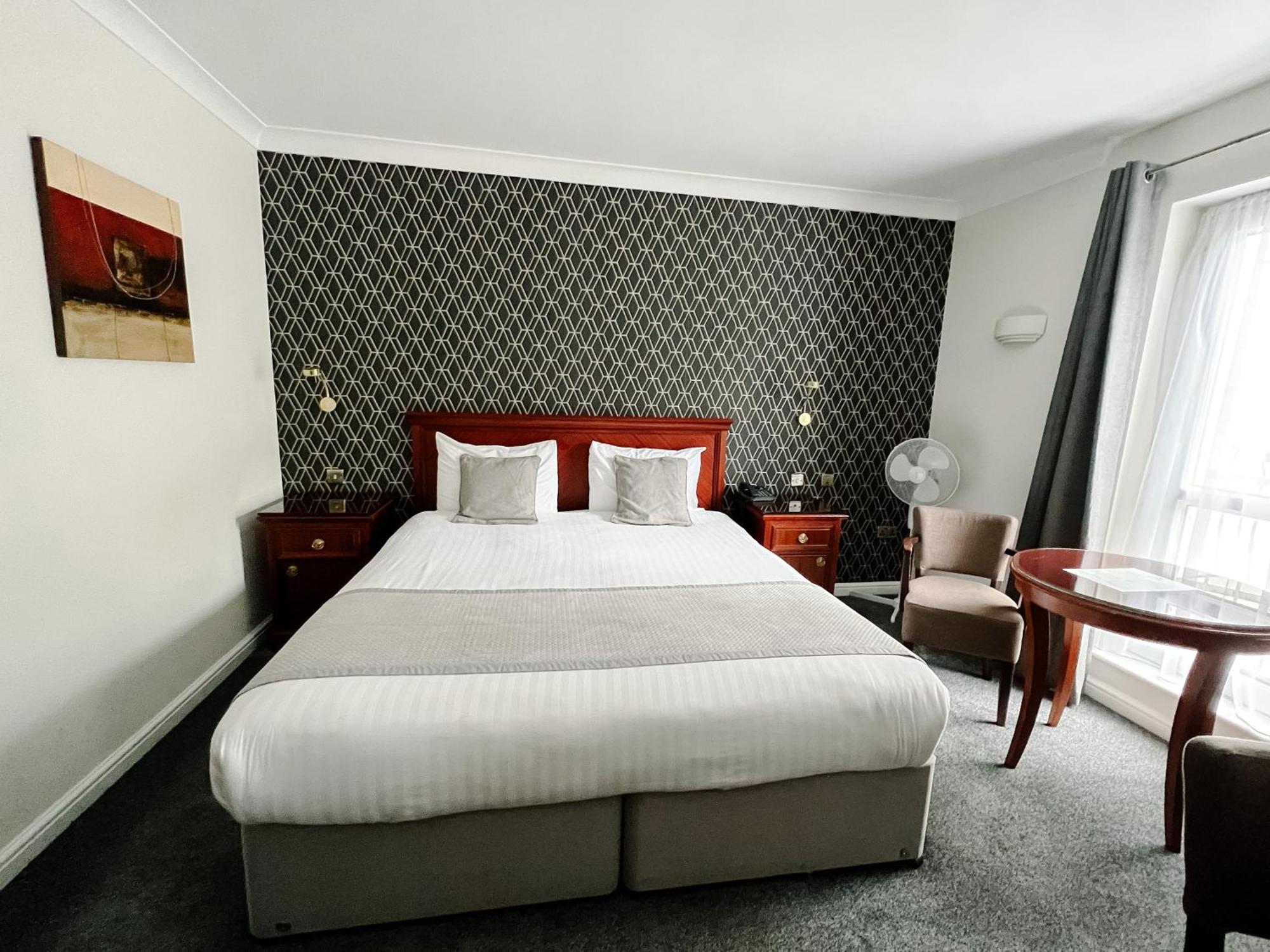 Manor Of Groves Hotel, Golf & Health Club Sawbridgeworth Ngoại thất bức ảnh